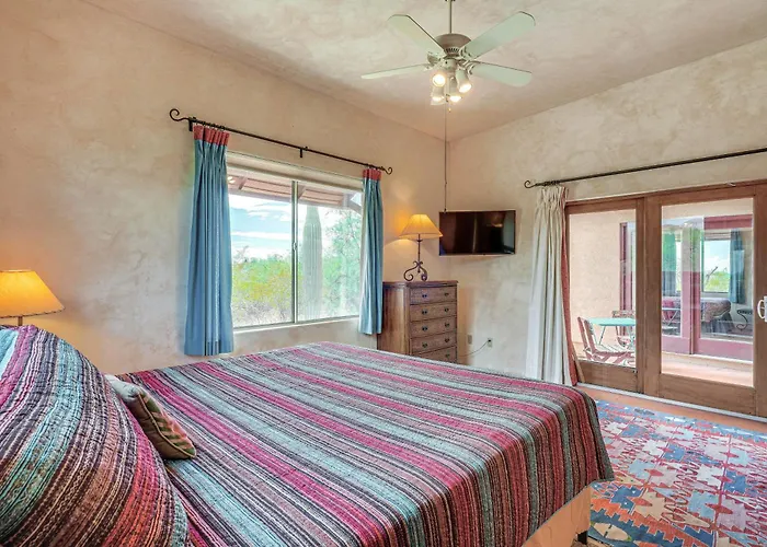 Vakantiehuis Chic Casita W/ Deck & Panoramic Views! *