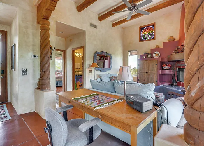 Chic Casita W/ Deck & Panoramic Views! Tucson
